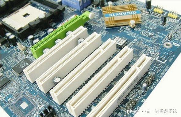 电脑重装系统后开机进不了系统是什么原因导致的开云 开云体育平台(图1) 电脑重装系统后开机进不了系统是什么原因导致的开云 开云体育平台(图1)