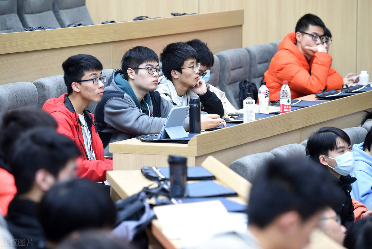 2022国考招录流程公布：这些专业考公务员不开云体育 Kaiyun.com 官网入口愁没岗位！(图3)