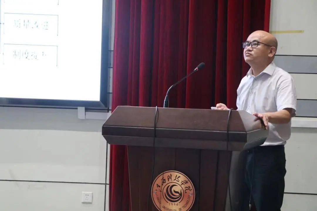 Kaiyun 开云体育启航|我院计算机应用技术、虚拟现实技术应用专业宣讲会顺利召开(图3) Kaiyun 开云体育启航|我院计算机应用技术、虚拟现实技术应用专业宣讲会顺利召开(图3)