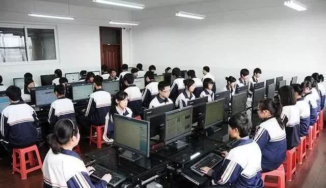 我国“最开云体育 开云官网值钱”的4个计算机专业第3个前途不可限量(图1)