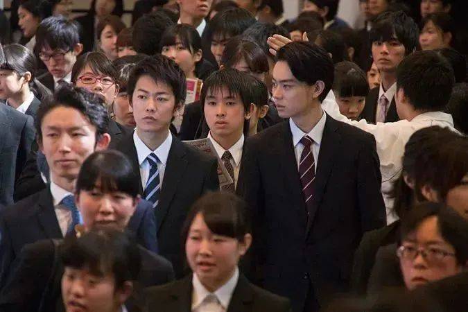 大学专业说 留学生最爱的商科、计算机专业求职“不灵”了?Kaiyun 开云体育(图8) 大学专业说 留学生最爱的商科、计算机专业求职“不灵”了?Kaiyun 开云体育(图8)