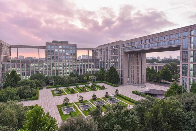 Kaiyun 开云体育计算机专业已重新洗牌北航跌出前三前十名的院校到底是哪些?(图5) Kaiyun 开云体育计算机专业已重新洗牌北航跌出前三前十名的院校到底是哪些?(图5)