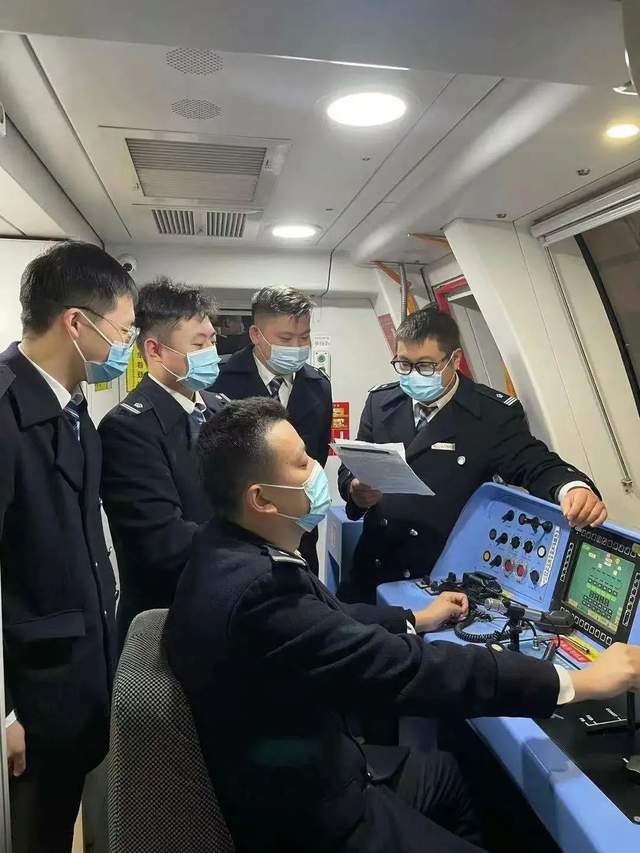 六大类17个专业南京这所职校特色专业助力学子“职”通未来!开云体育 开云平台(图2) 六大类17个专业南京这所职校特色专业助力学子“职”通未来!开云体育 开云平台(图2)