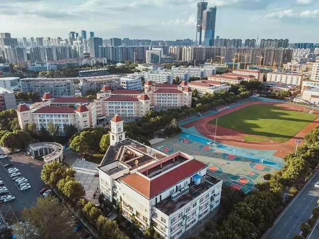 六大类17个专业南京这所职校特色专业助力学子“职”通未来!开云体育 开云平台(图4) 六大类17个专业南京这所职校特色专业助力学子“职”通未来!开云体育 开云平台(图4)