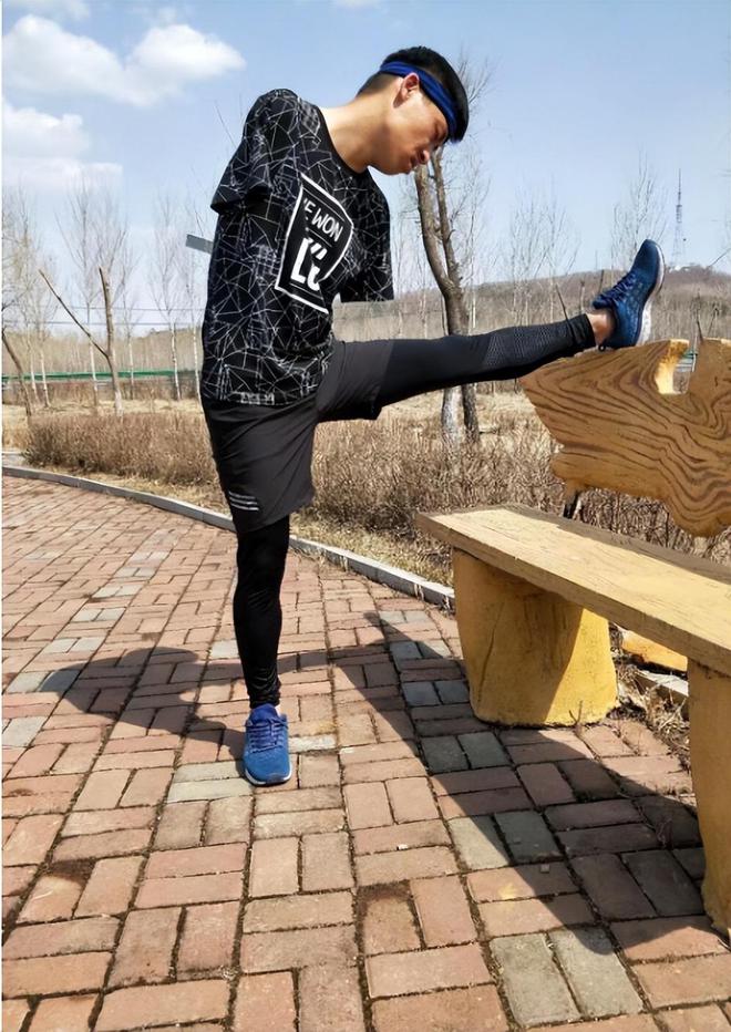 我没双臂娶小15岁娇妻她身高110cm我们准备要二胎很幸福开云体育 开云官网(图3)