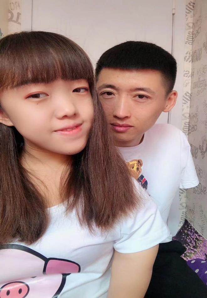 我没双臂娶小15岁娇妻她身高110cm我们准备要二胎很幸福开云体育 开云官网(图15)