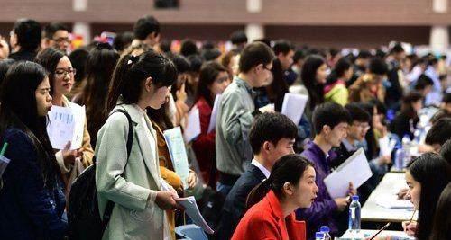 开云体育 开云官网这6个专业就业前景非常好就业率高毕业就是高薪(图2)
