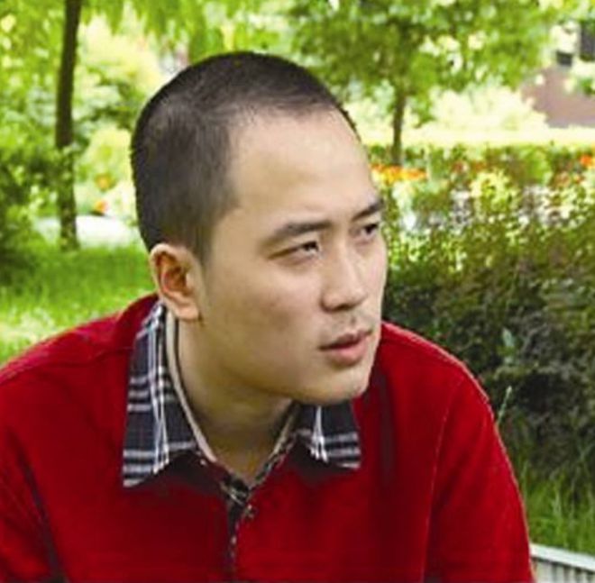 开云体育 开云官网四川高考狂人张非4次金榜题名2次遭清华北大劝退后来如何了(图8)