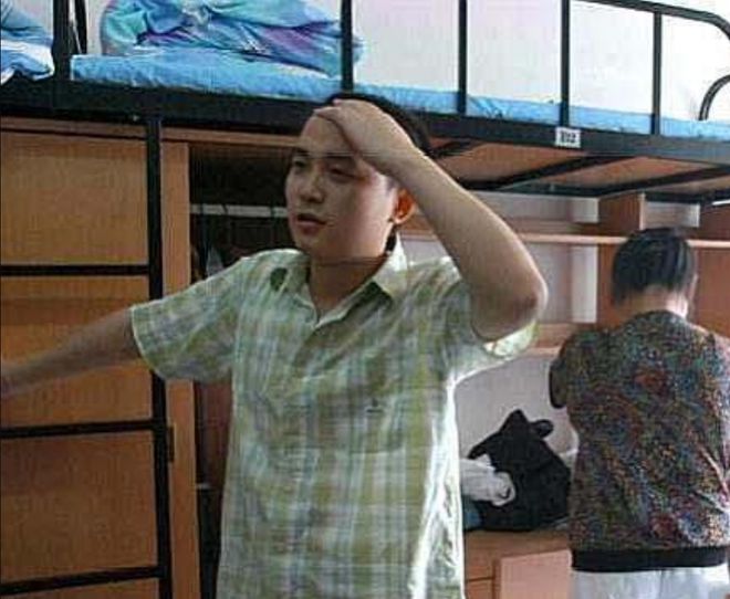 开云体育 开云官网四川高考狂人张非4次金榜题名2次遭清华北大劝退后来如何了(图14)