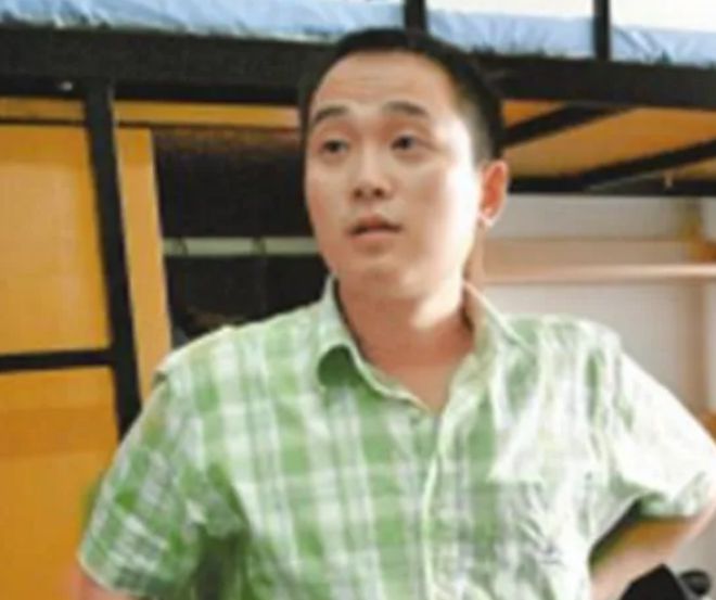 开云体育 开云官网四川高考狂人张非4次金榜题名2次遭清华北大劝退后来如何了(图30)