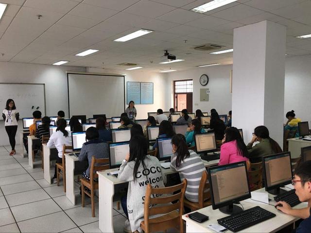 开云 开云体育官网计算机类专业那么多这4个专业才是高薪工作的敲门砖(图1)