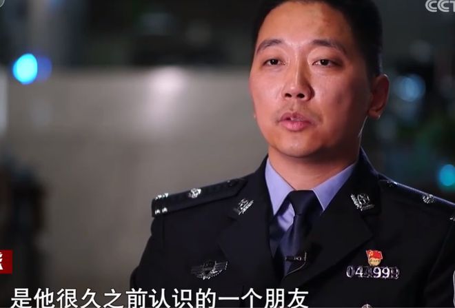 小伙只因吃不了开挖机的苦以1000块钱一部价格拍摄色开云APP 开云官网入口(图1)