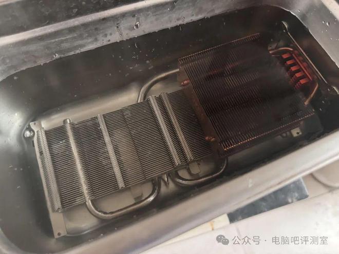 开云 开云体育平台电脑可以是吸尘器 也可以是空滤——记 给一台10年的电脑清灰(图9)