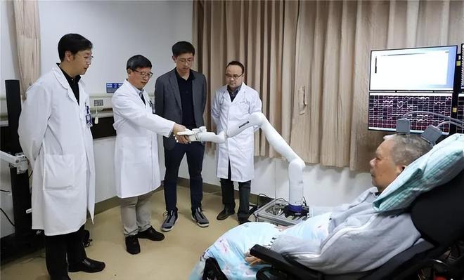 开云 开云体育官网探·新 脑机接口丨当人脑可以接上电脑——你准备好了没？！(图5)